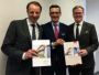 v.l.n.r. Wolfgang P. Küspert (Geschäftsführer Küspert & Küspert), Dr. Michael Fraas (Wirtschaftsreferent Stadt Nürnberg), Roland Burgis (Stv. Vorsitzender des Vorstands Sparkasse Nürnberg)