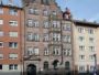 Küspert & Küspert vermittelt denkmalgeschütztes Mehrfamilienhaus mit Baureserve